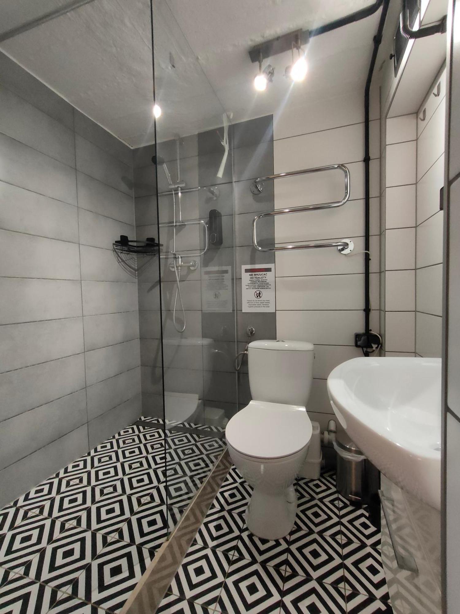 741 Slate - Zdroj Apartment *