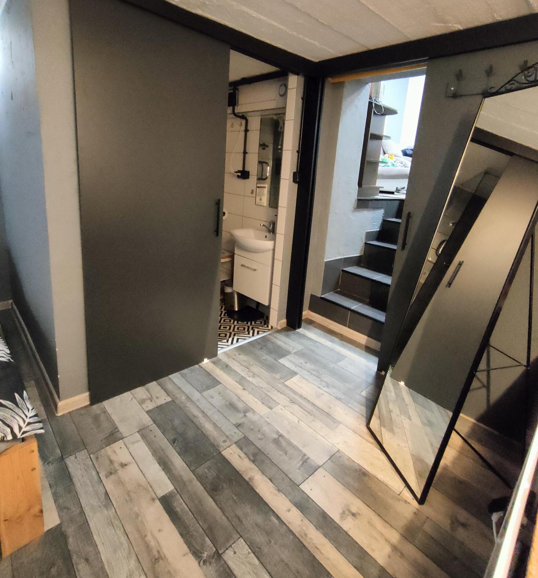 741 Slate - Zdroj Apartment *